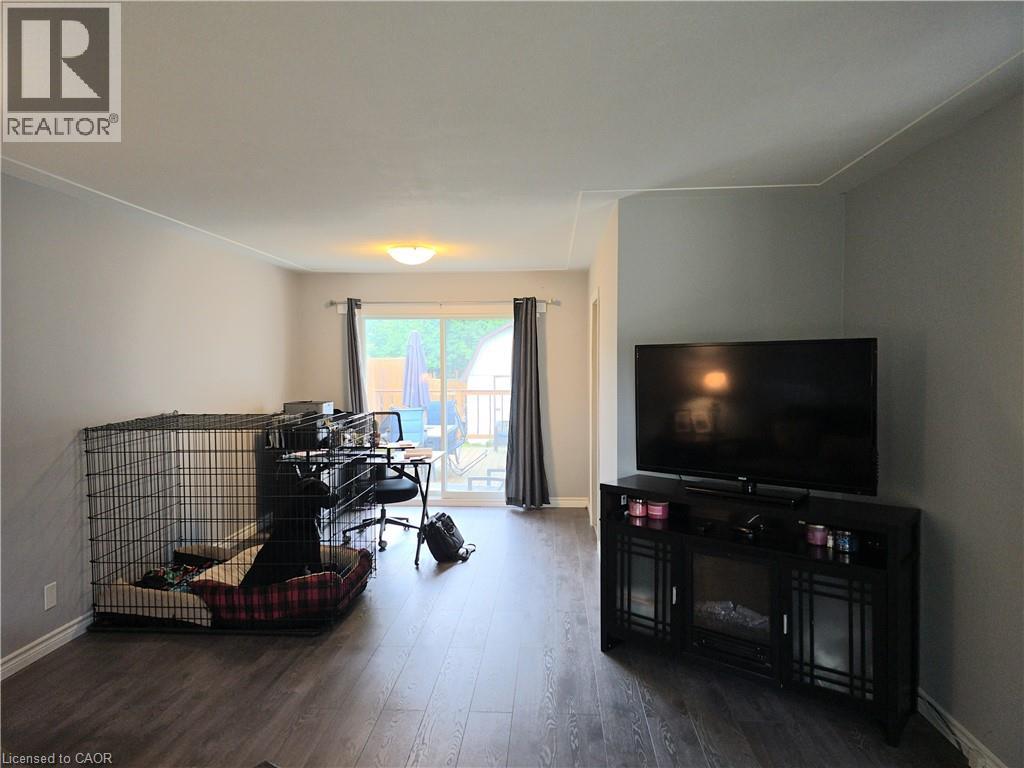 Photo 8 of 2 Kilberg Court, Listowel ON