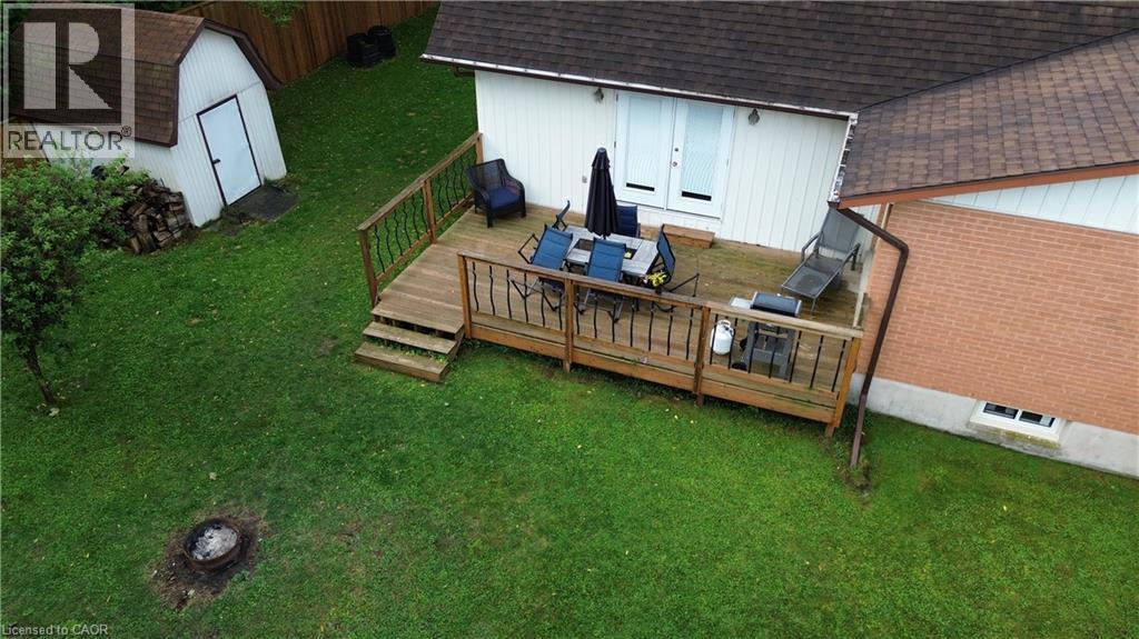 Photo 3 of 2 Kilberg Court, Listowel ON