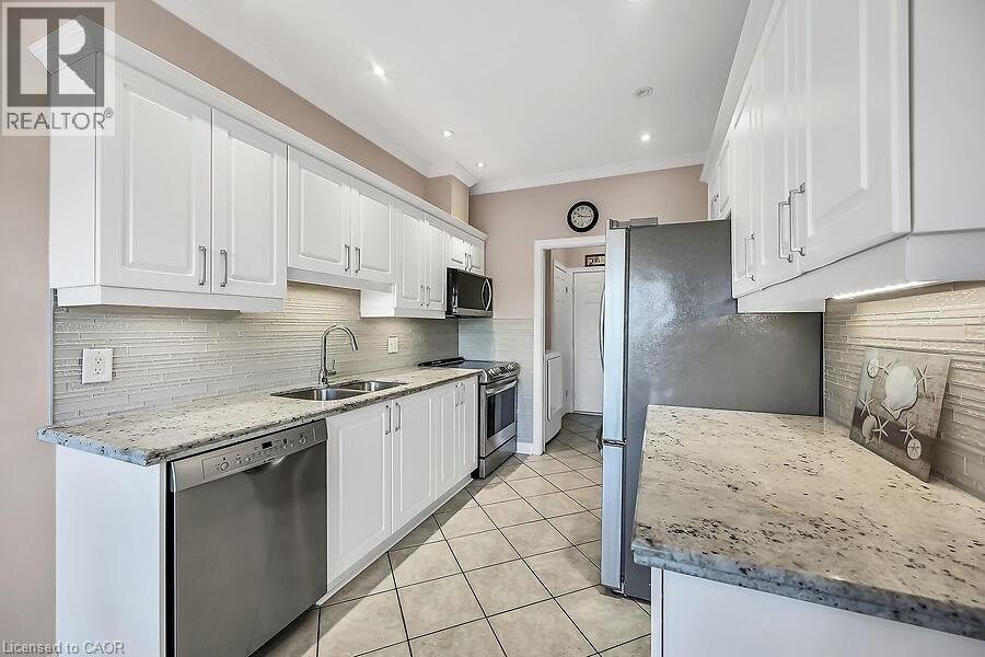 Photo 14 of 88 Northernbreeze Street, Mount Hope ON