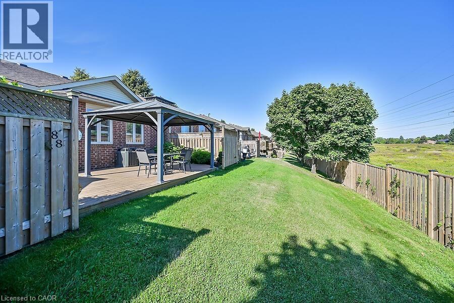 Photo 40 of 88 Northernbreeze Street, Mount Hope ON