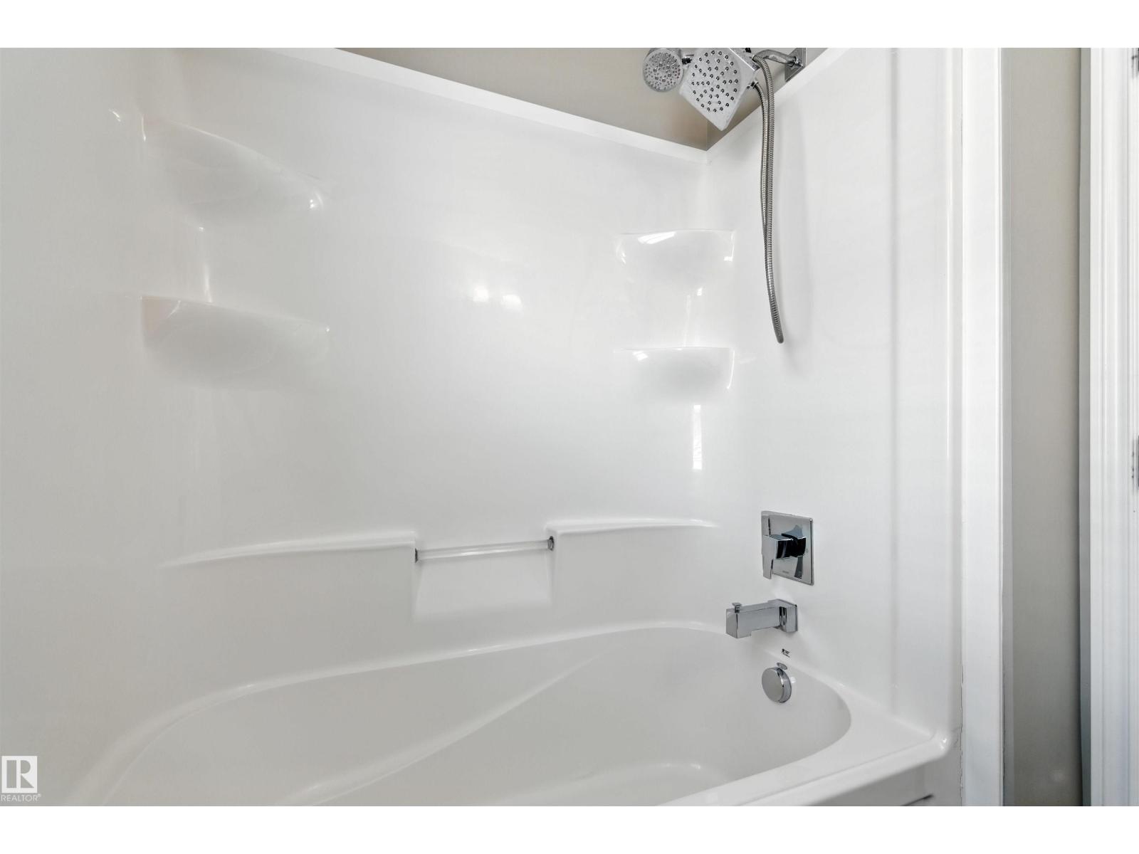 Photo 31 of 8085 Chappelle Wy Sw, Edmonton AB
