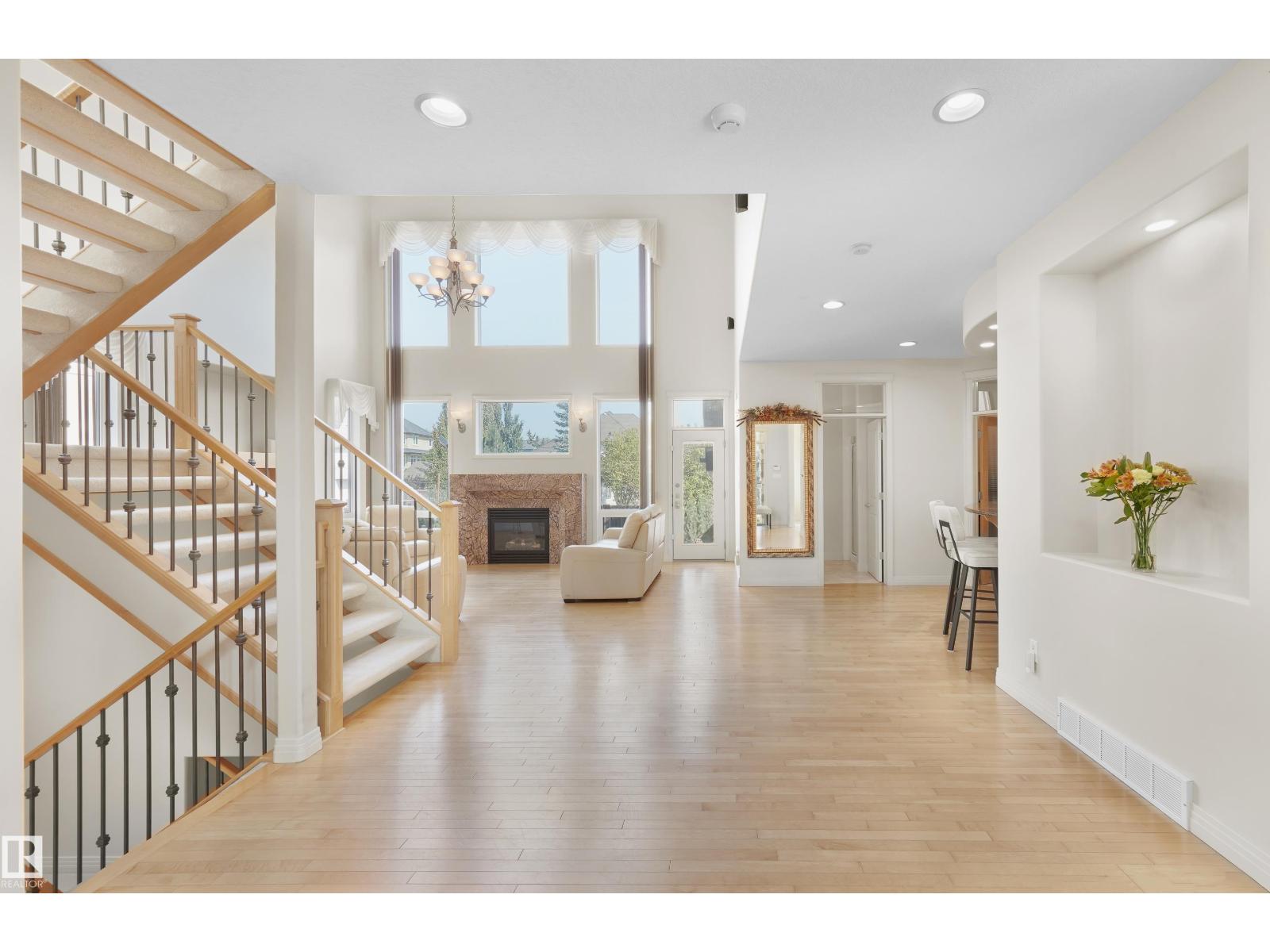 Photo 6 of 226 Saskatchewan S Nw, Edmonton AB