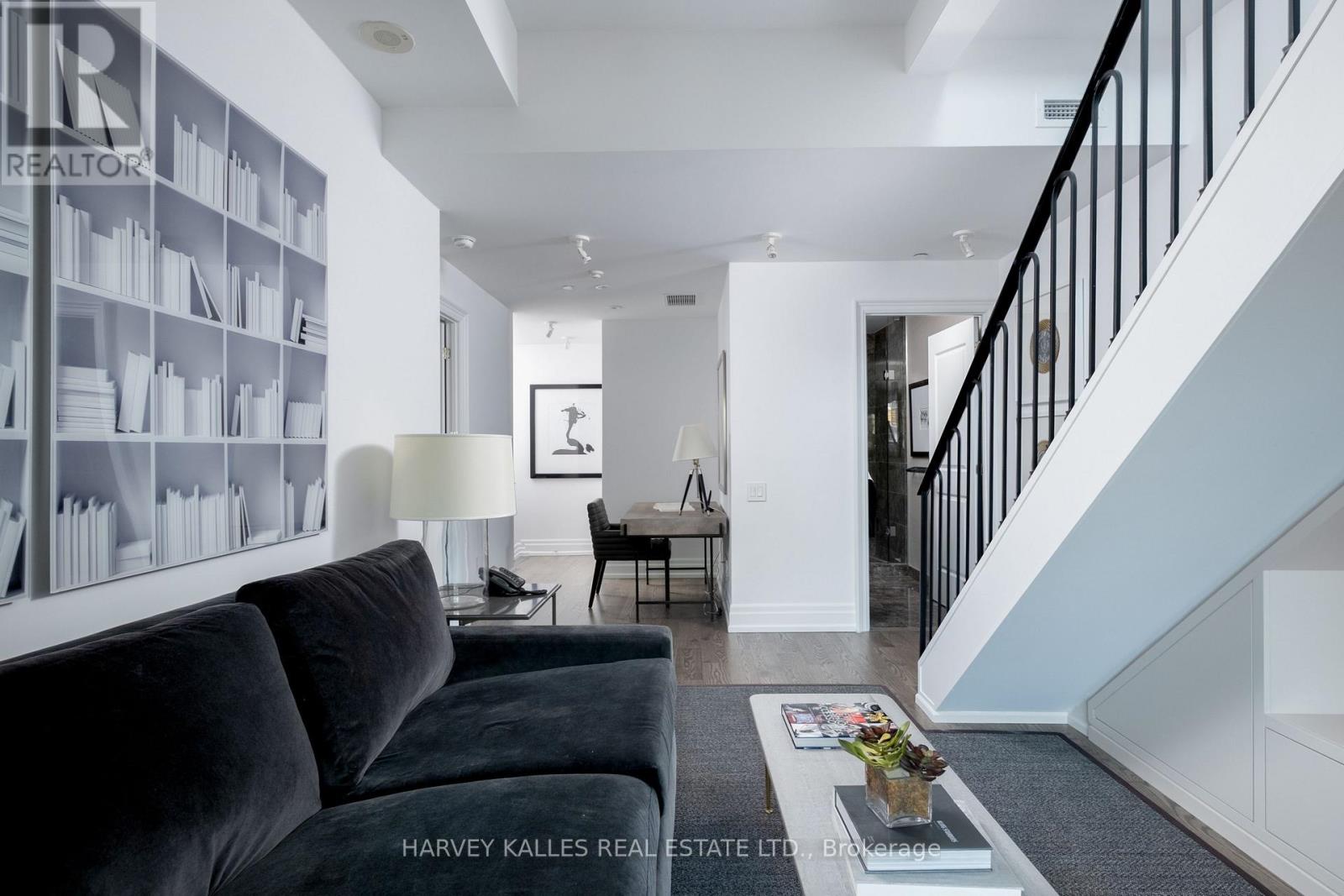 Photo 23 of 127 Pears Avenue, Toronto ON