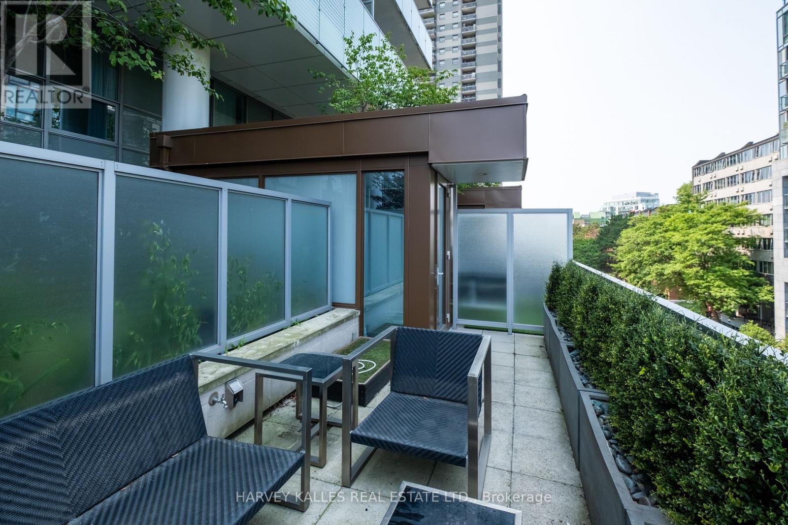 Photo 32 of 127 Pears Avenue, Toronto ON