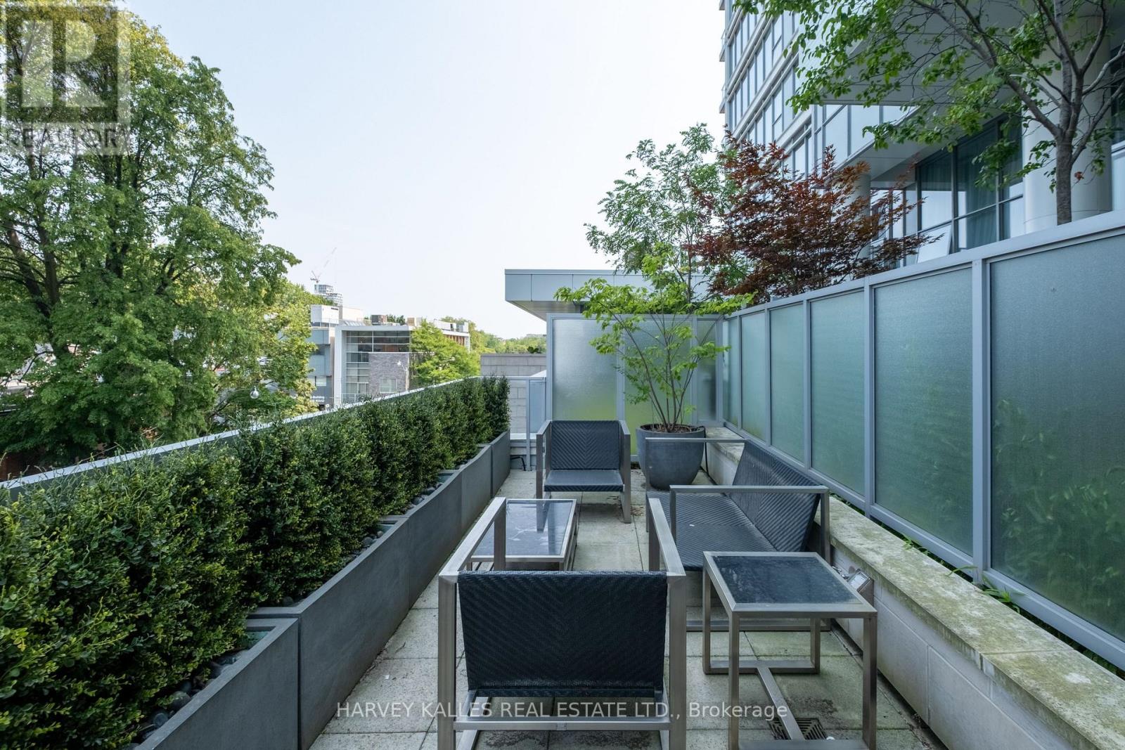 Photo 31 of 127 Pears Avenue, Toronto ON