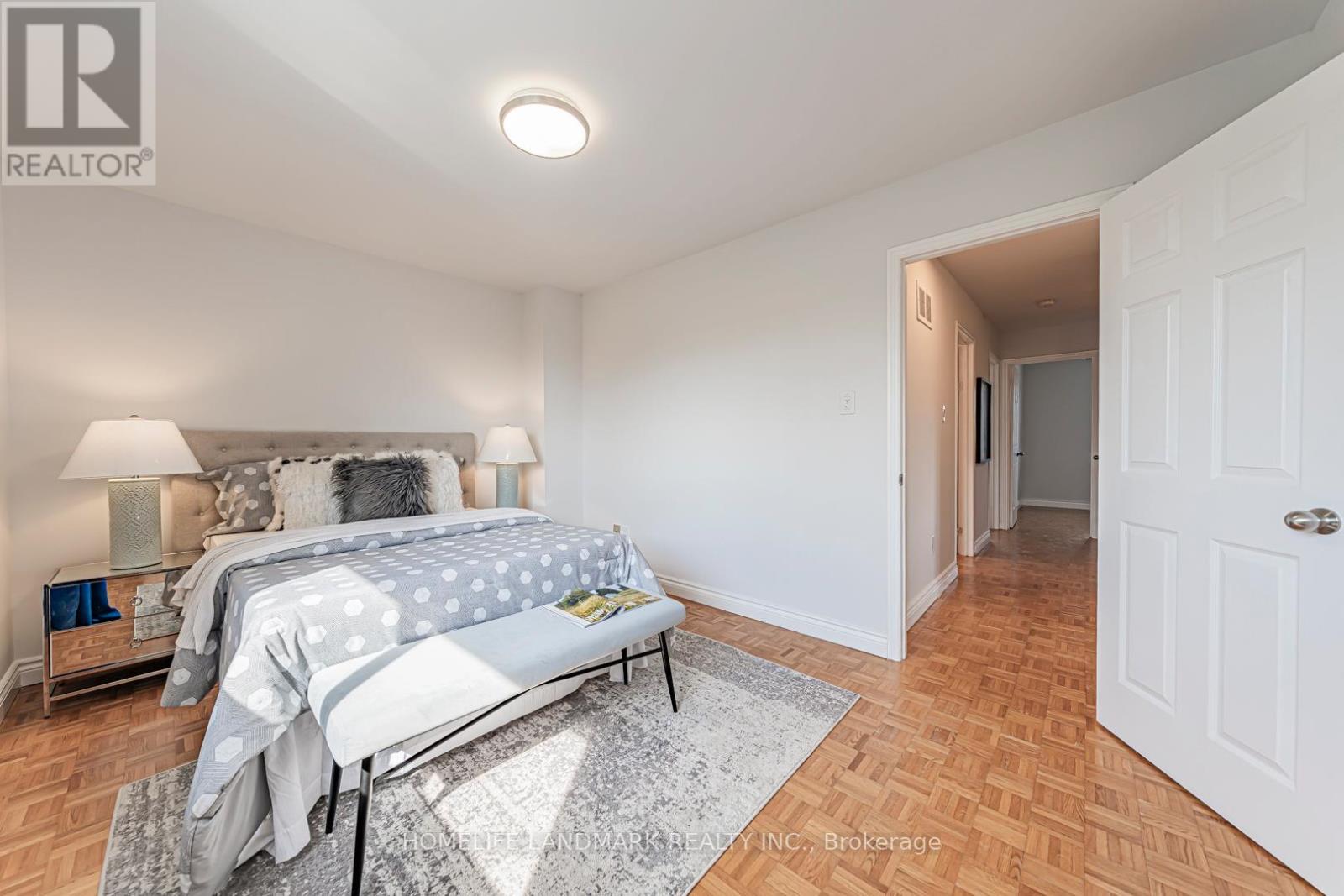 Photo 22 of 356 Brownridge Drive, Vaughan ON