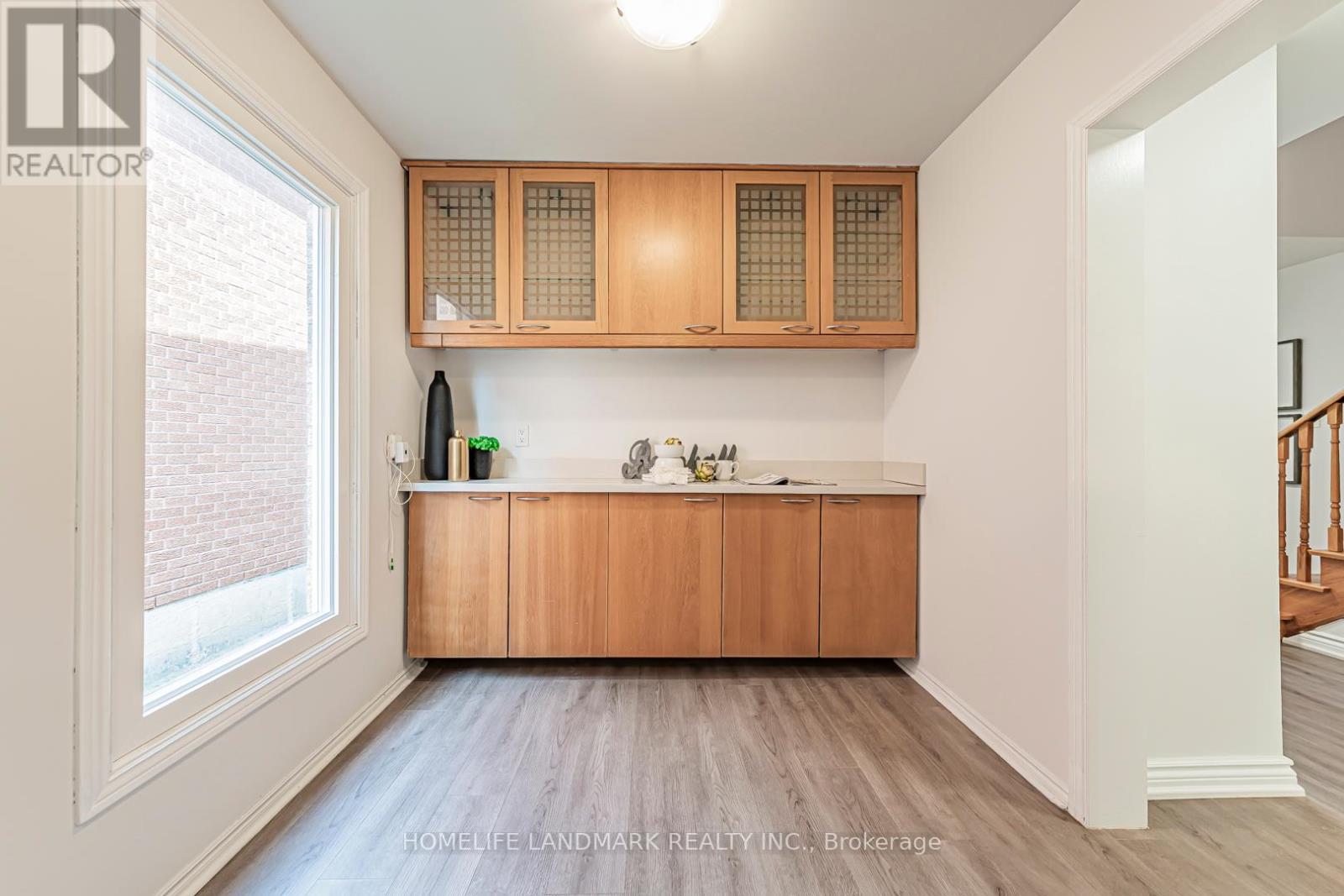 Photo 18 of 356 Brownridge Drive, Vaughan ON