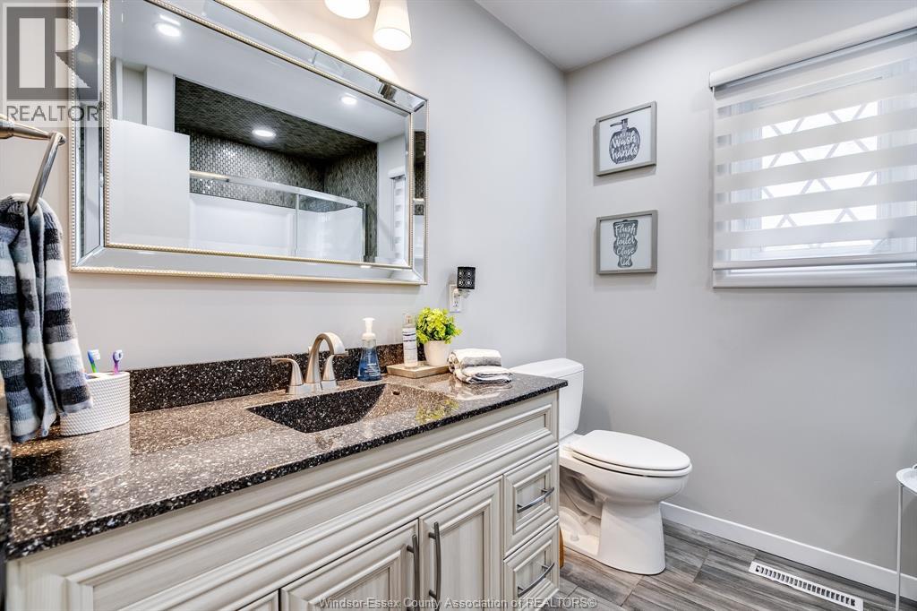 Photo 33 of 26 Crest View Drive, Leamington ON