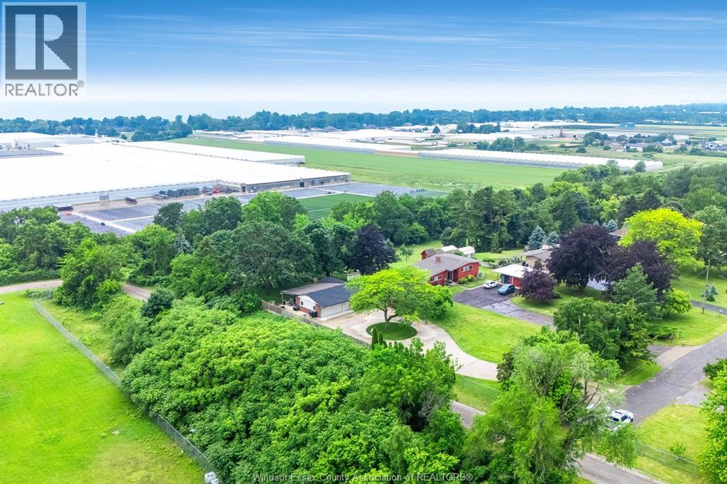 Photo 43 of 26 Crest View Drive, Leamington ON