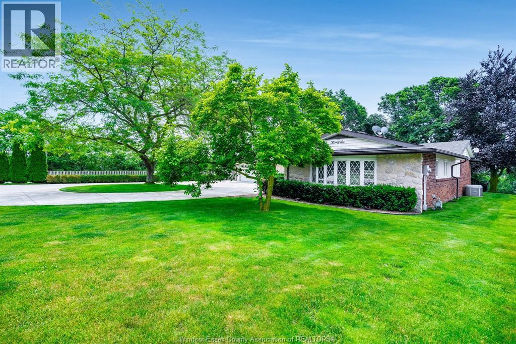Photo 41 of 26 Crest View Drive, Leamington ON