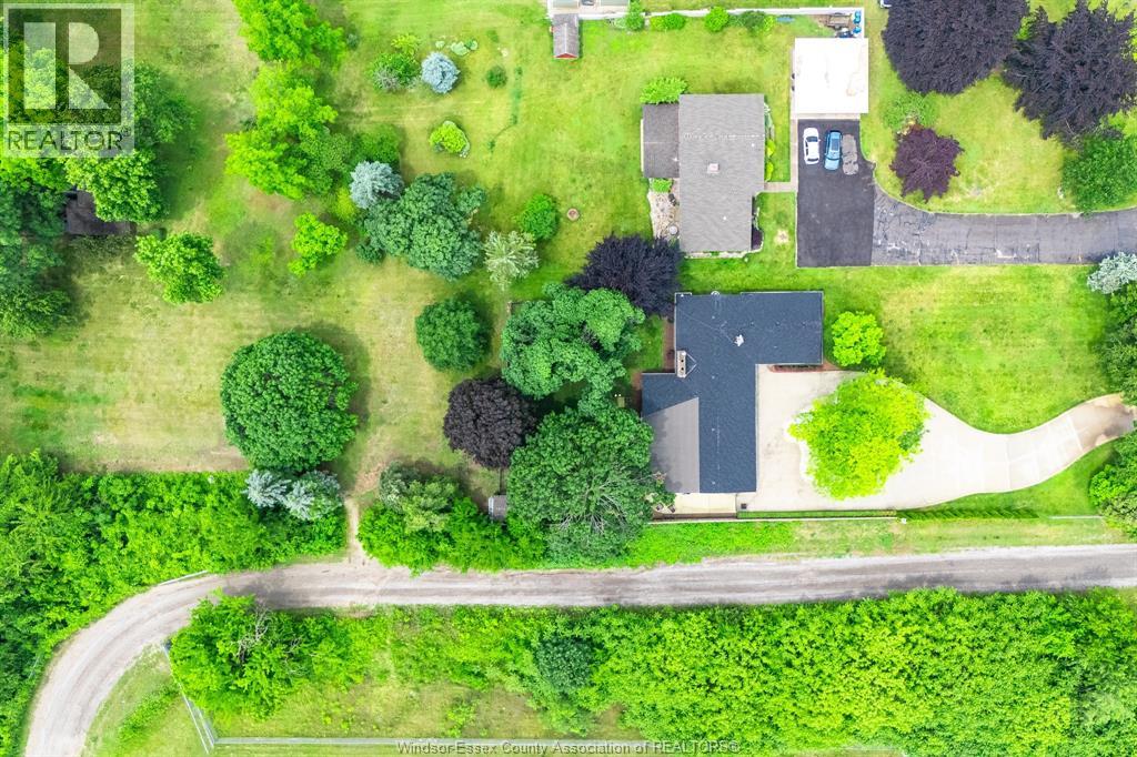 Photo 49 of 26 Crest View Drive, Leamington ON