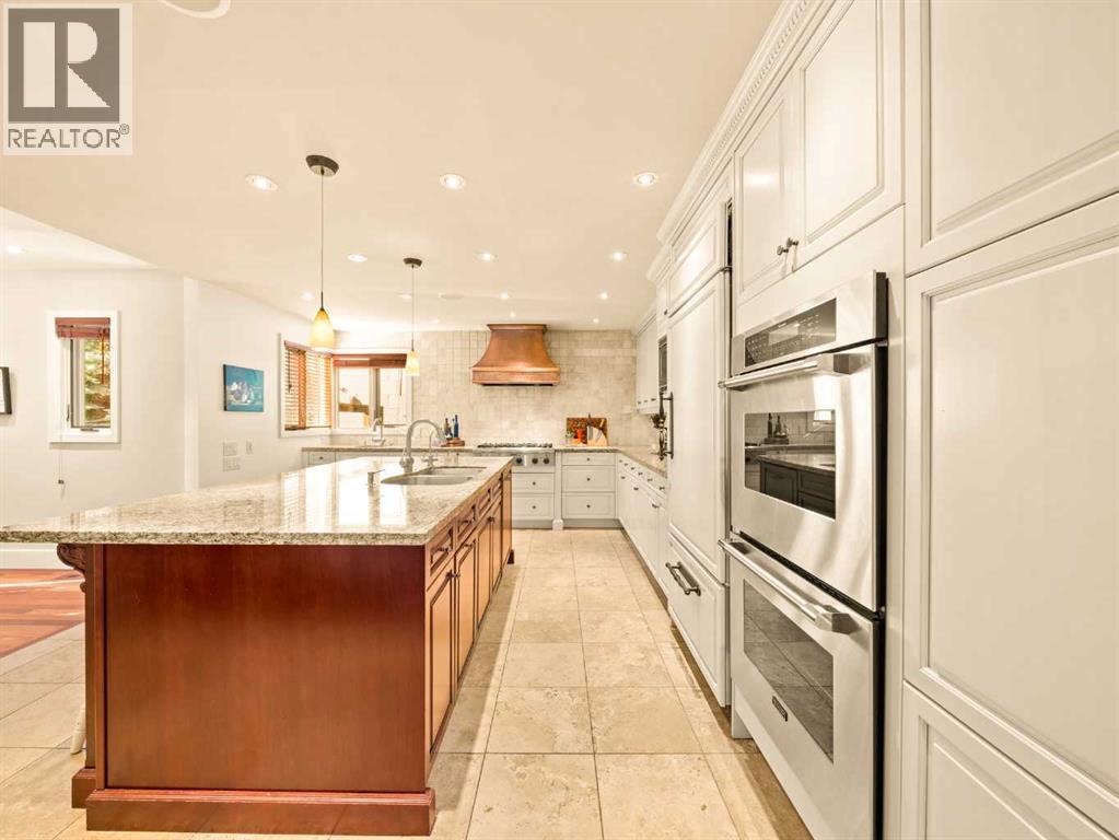 Photo 10 of 2716 Carleton Street Sw, Calgary AB