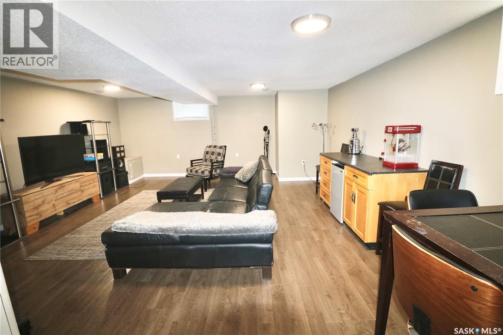Photo 16 of 2110 Elliott Street, Regina SK