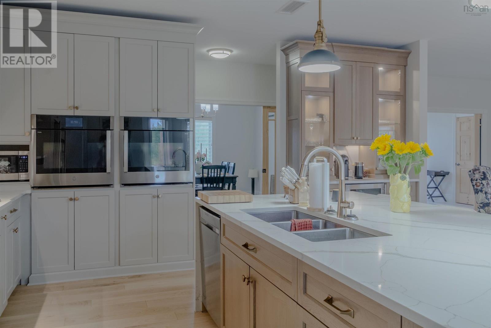 Property 14 of 46 of 62 Park Drive