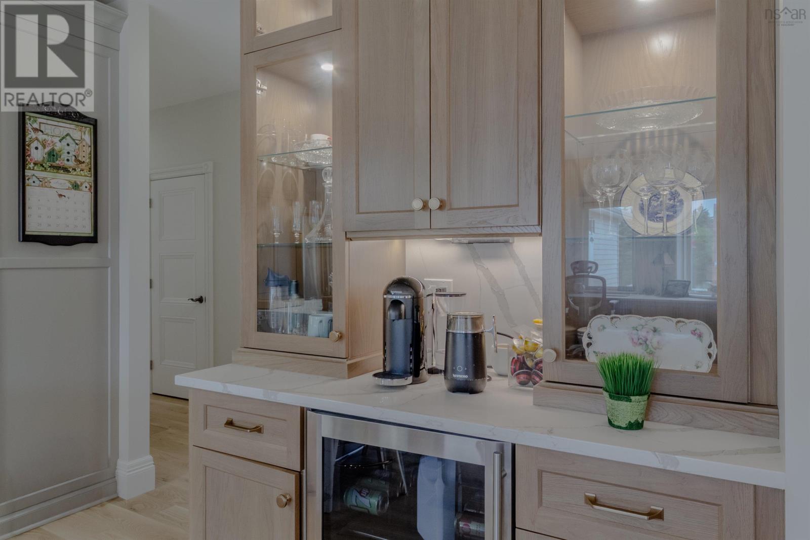 Property 16 of 46 of 62 Park Drive