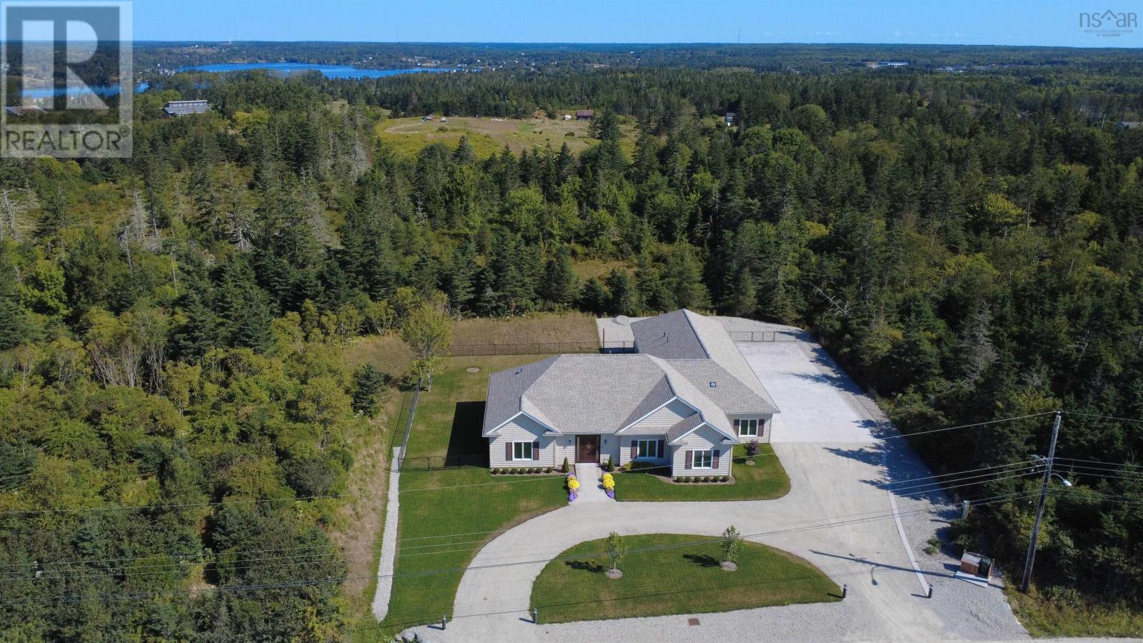 Property 2 of 46 of 62 Park Drive