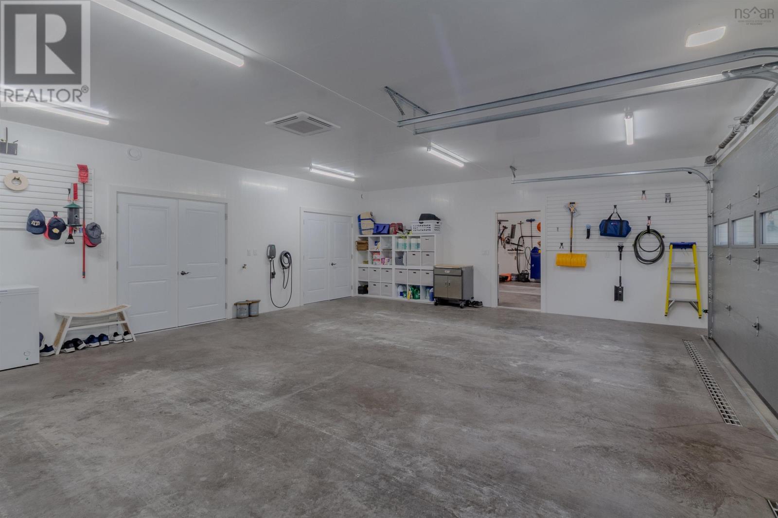 Property 37 of 46 of 62 Park Drive