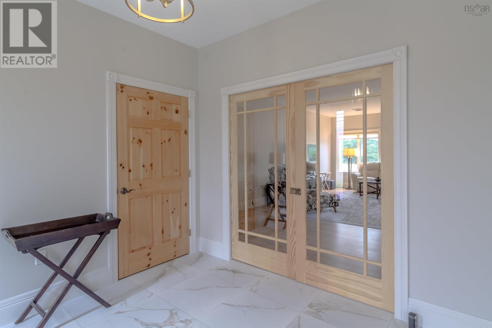 Property 7 of 46 of 62 Park Drive