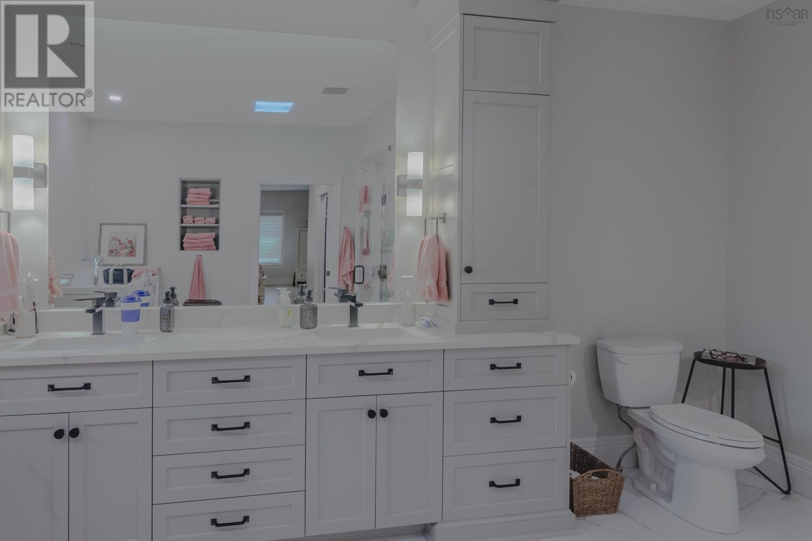 Property 26 of 46 of 62 Park Drive