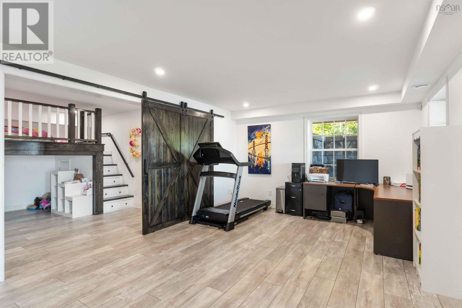 Property 35 of 51 of 181 Timberland Road