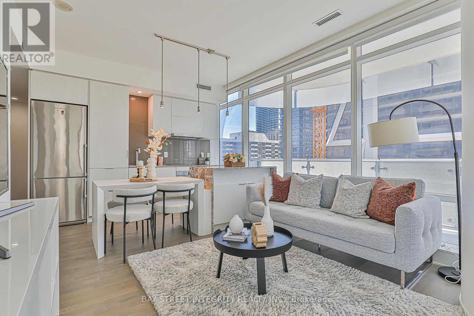 Photo 4 of 1110 1 Bloor Street, Toronto ON