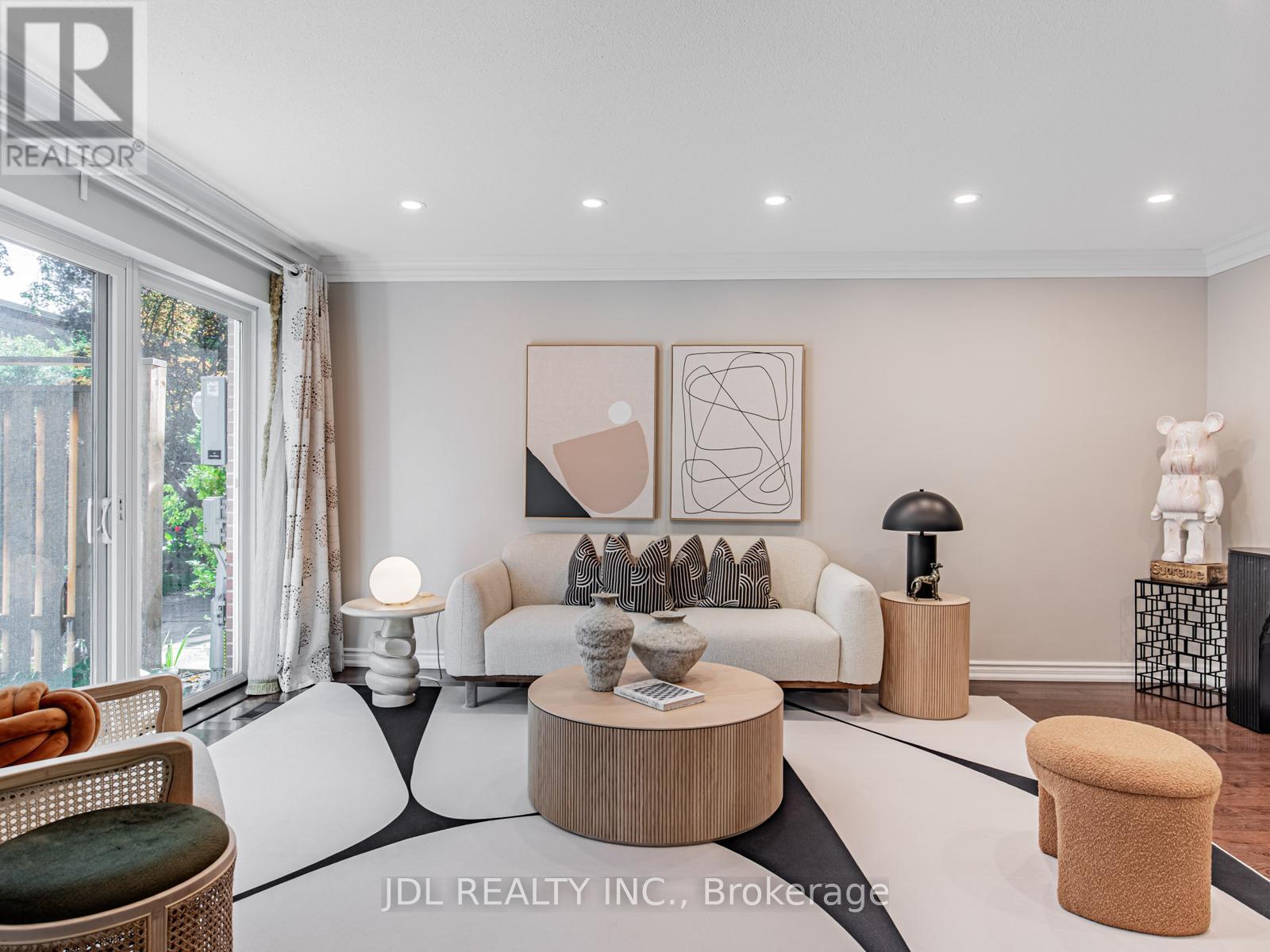 Photo 14 of 217 29 Scenic Mill Way, Toronto ON
