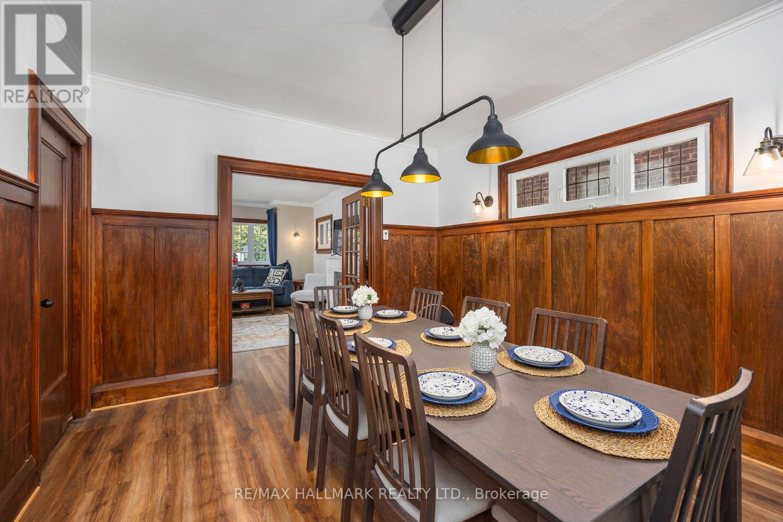 Photo 13 of 33 Austin Terrace, Toronto ON
