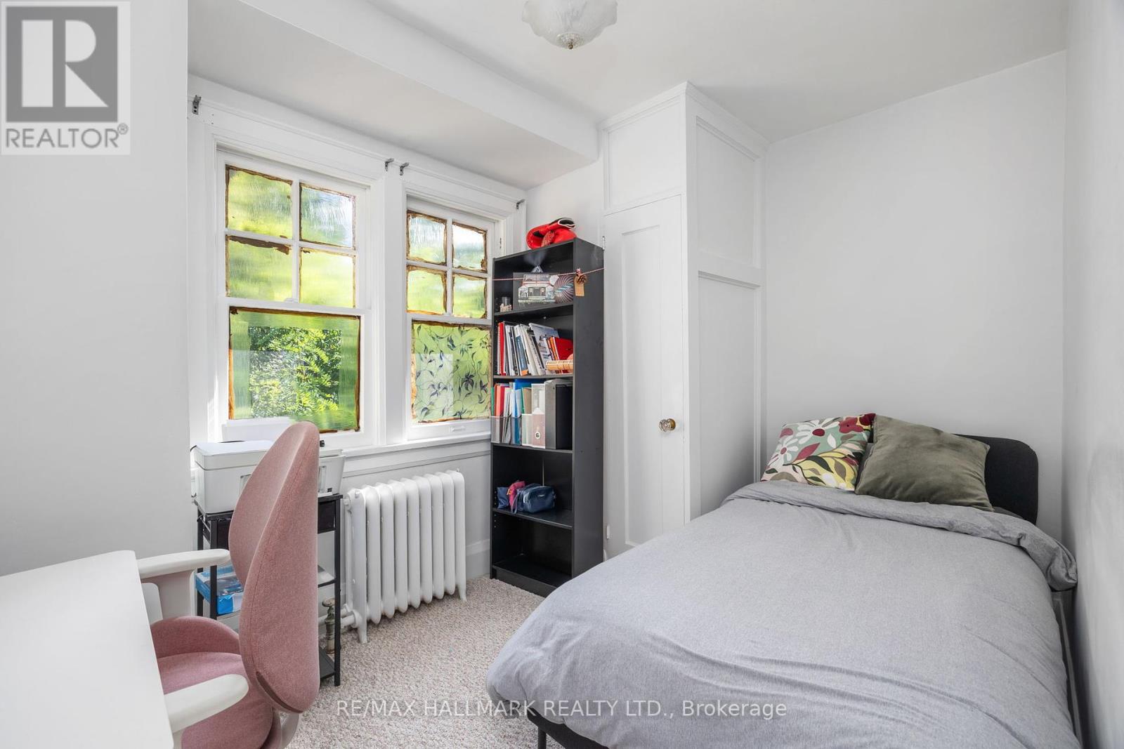 Photo 29 of 33 Austin Terrace, Toronto ON