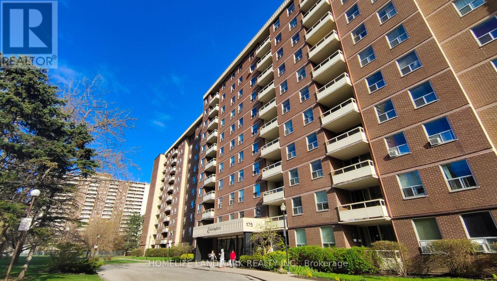 Photo 1 of 513 175 Hilda Avenue, Toronto ON