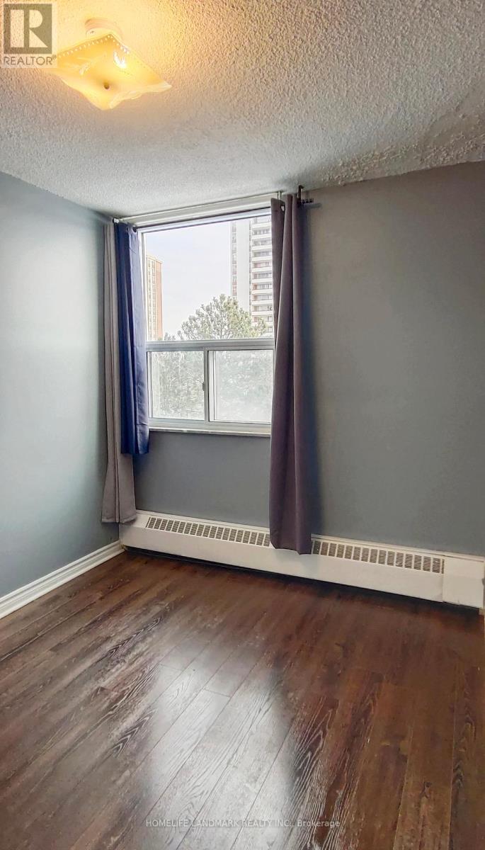 Photo 9 of 513 175 Hilda Avenue, Toronto ON