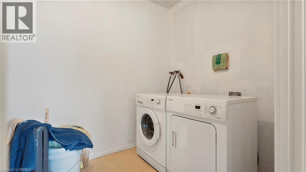 Photo 14 of 421 Fairview Drive Unit 101, Brantford ON