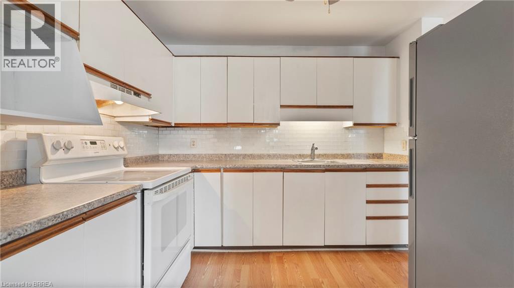 Photo 4 of 421 Fairview Drive Unit 101, Brantford ON
