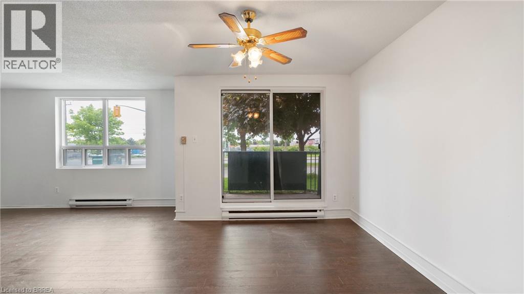 Photo 6 of 421 Fairview Drive Unit 101, Brantford ON