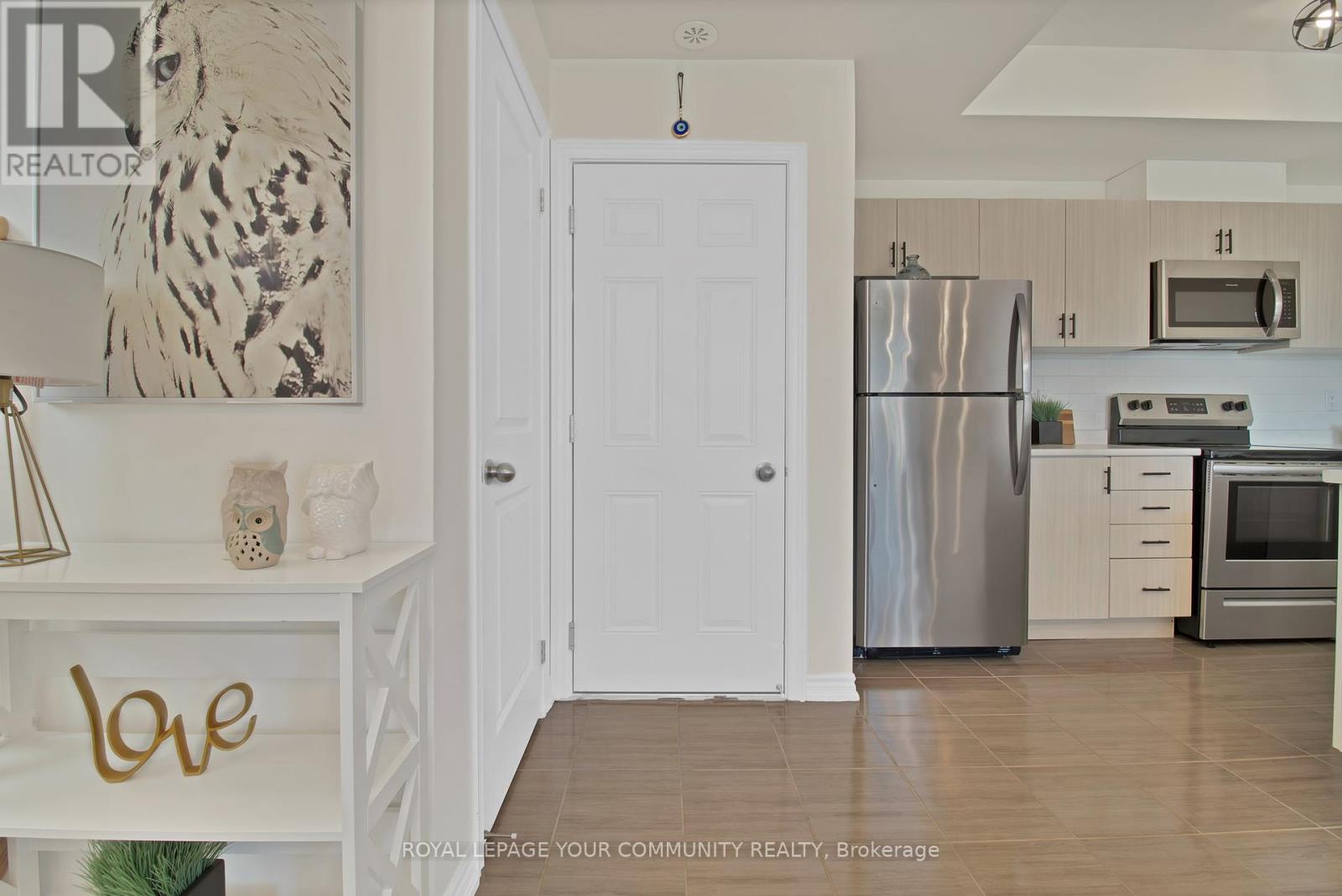 Photo 17 of 2574 William Jackson Drive, Pickering ON
