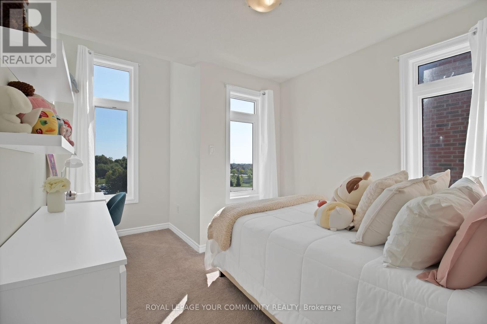 Photo 25 of 2574 William Jackson Drive, Pickering ON