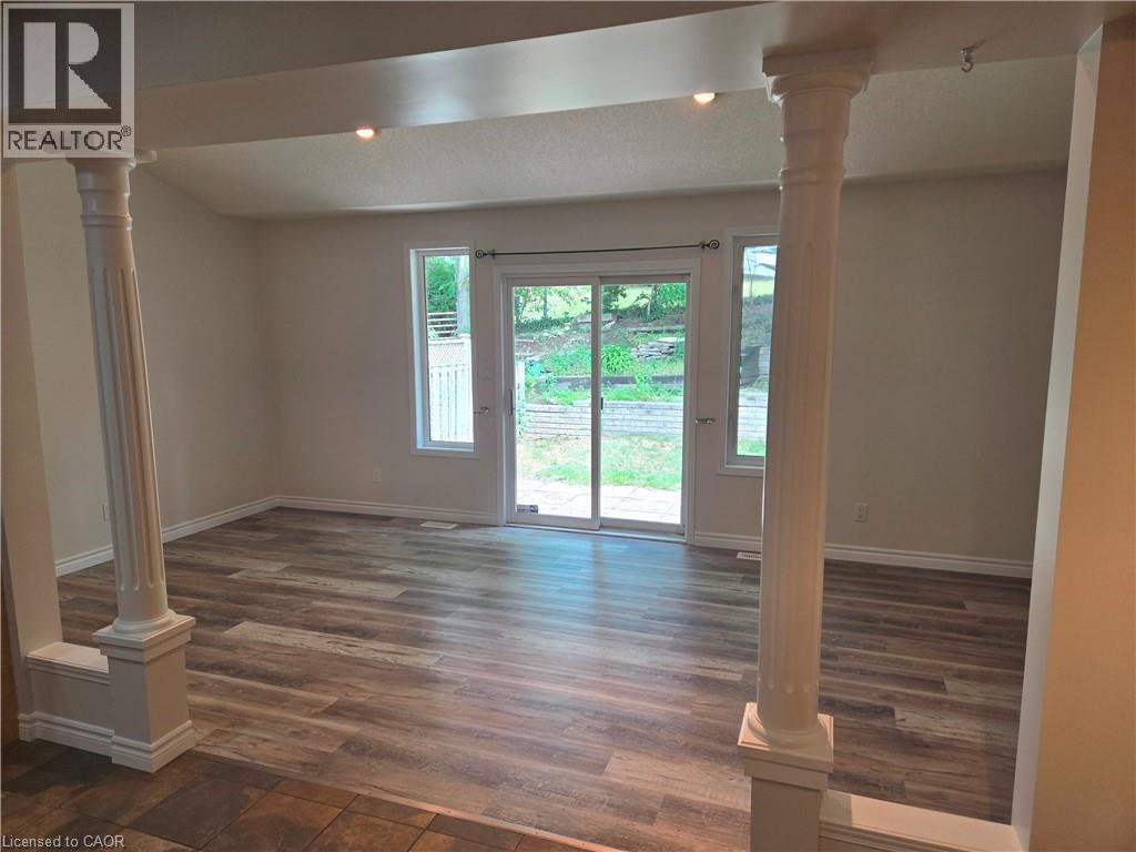Photo 11 of 654 Inglis Falls Place, Waterloo ON