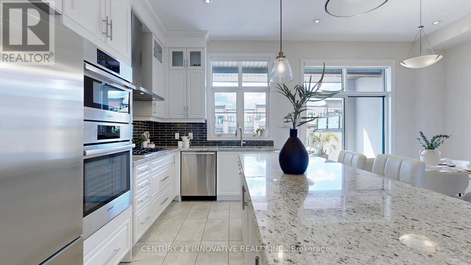 Photo 12 of 577 Marc Santi Boulevard, Vaughan ON