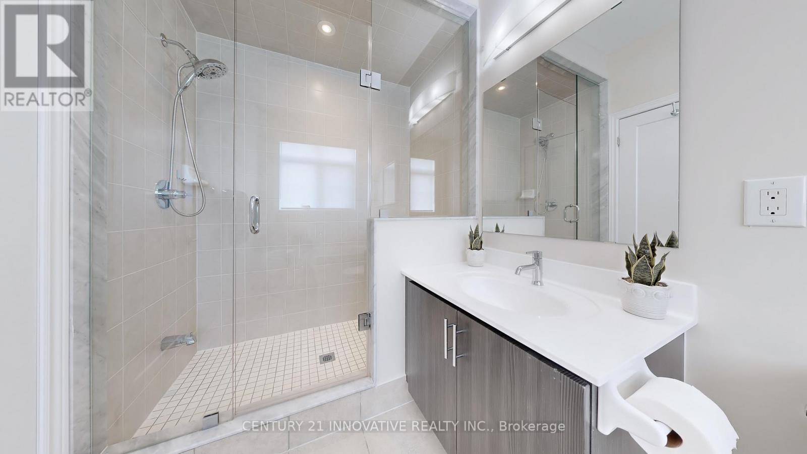 Photo 19 of 577 Marc Santi Boulevard, Vaughan ON