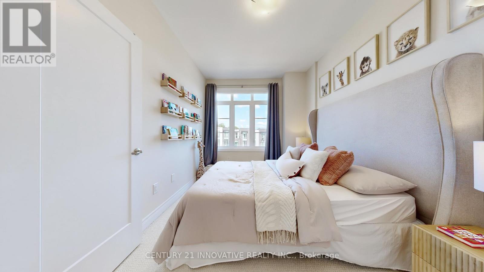 Photo 22 of 577 Marc Santi Boulevard, Vaughan ON