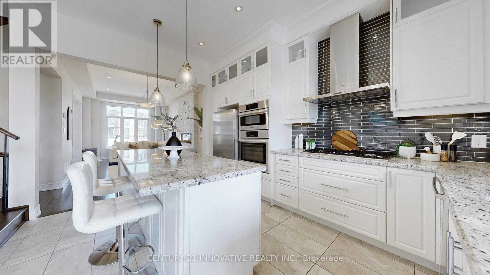 Photo 9 of 577 Marc Santi Boulevard, Vaughan ON
