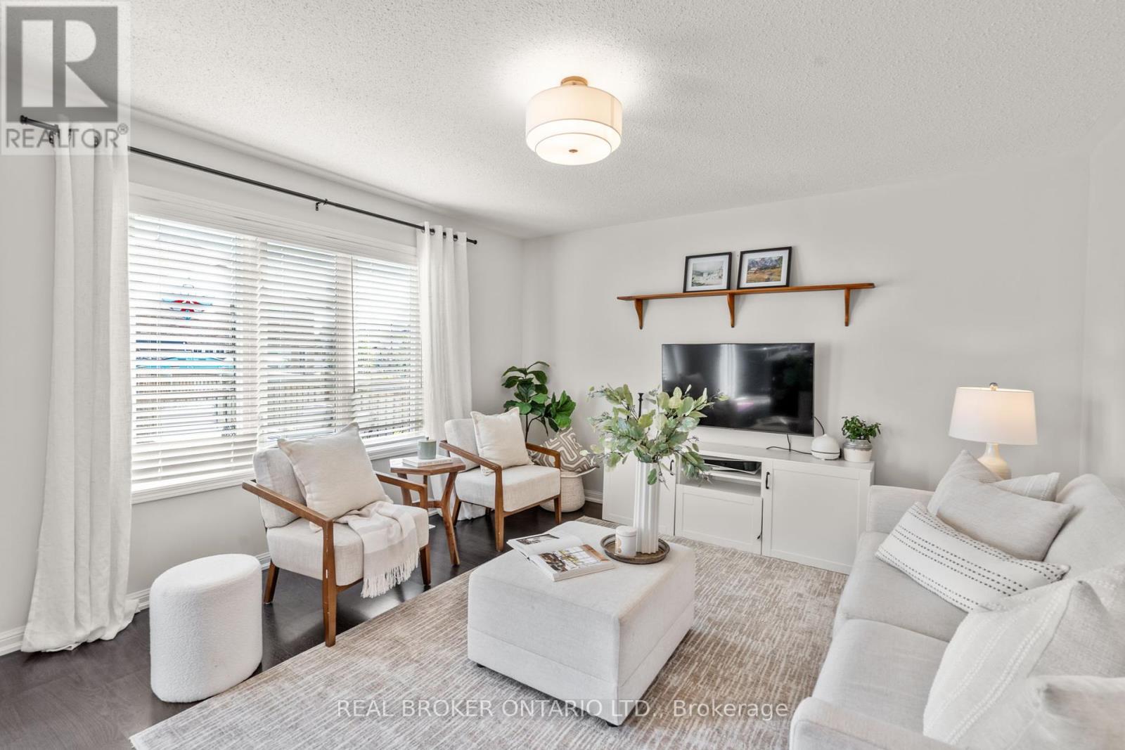 Photo 17 of 5 Don Hadden Crescent, Brock ON