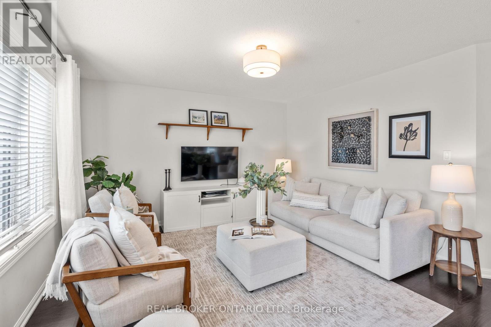 Photo 18 of 5 Don Hadden Crescent, Brock ON