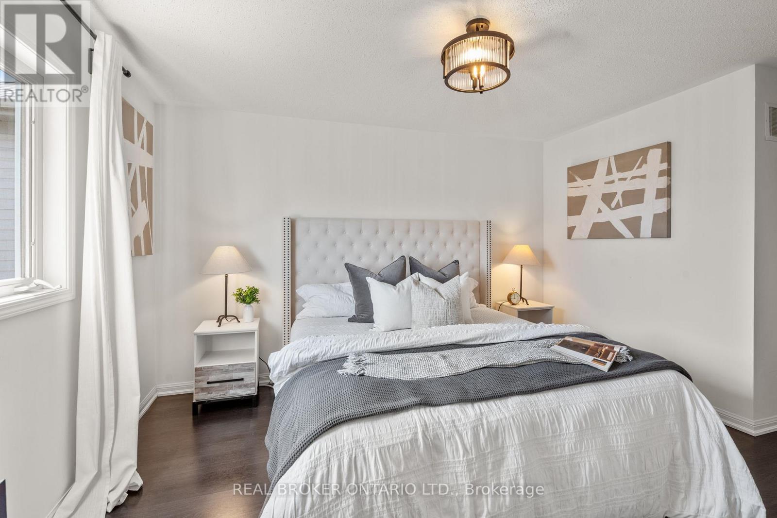 Photo 20 of 5 Don Hadden Crescent, Brock ON
