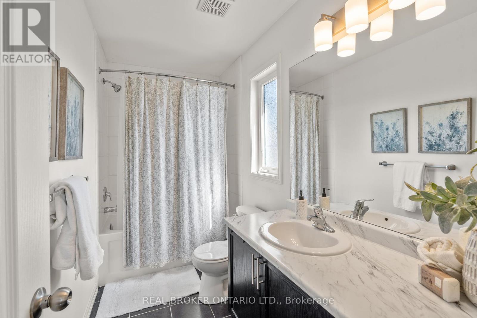 Photo 22 of 5 Don Hadden Crescent, Brock ON