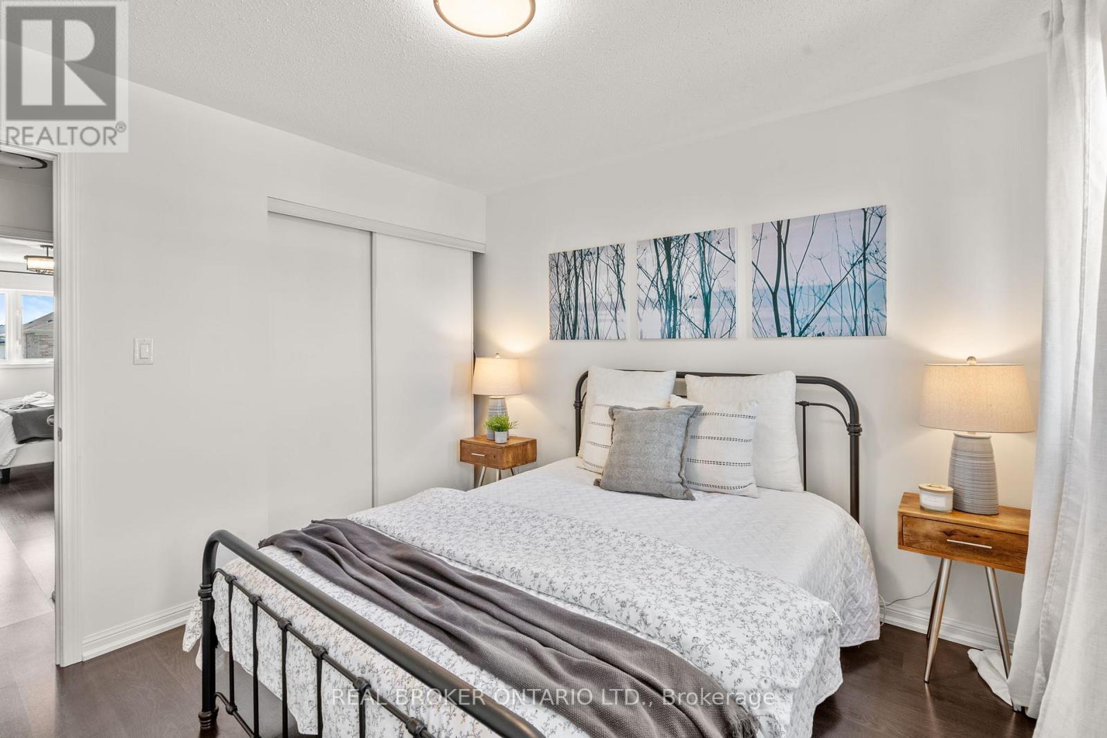 Photo 24 of 5 Don Hadden Crescent, Brock ON