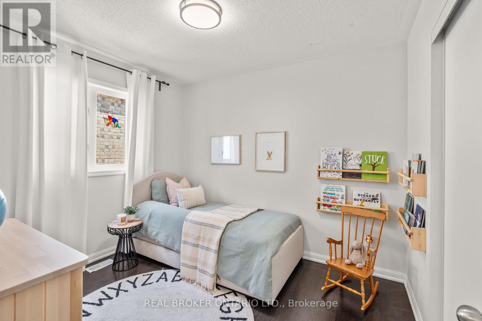 Photo 27 of 5 Don Hadden Crescent, Brock ON
