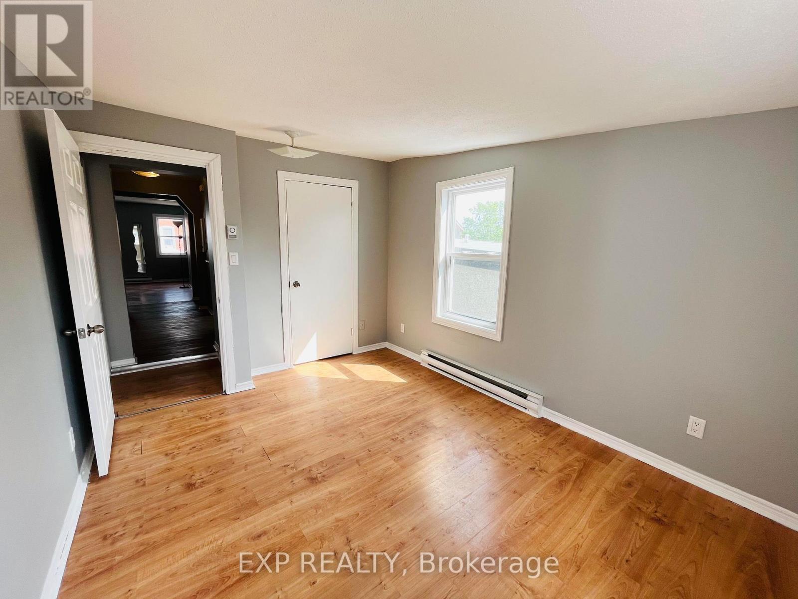 Photo 14 of 23 Lowrey Street, Ottawa ON