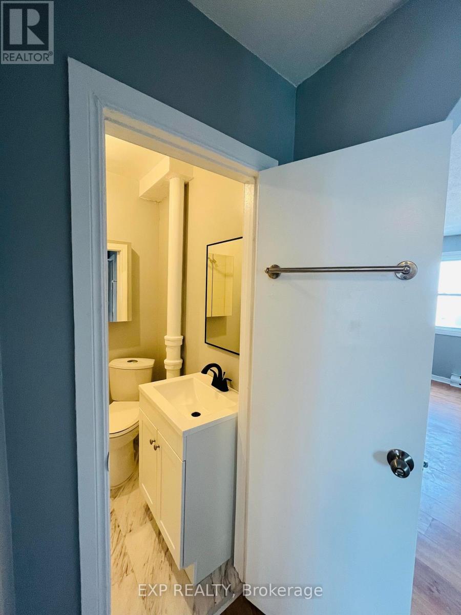 Photo 19 of 23 Lowrey Street, Ottawa ON