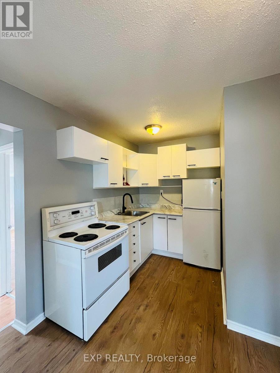 Photo 11 of 23 Lowrey Street, Ottawa ON