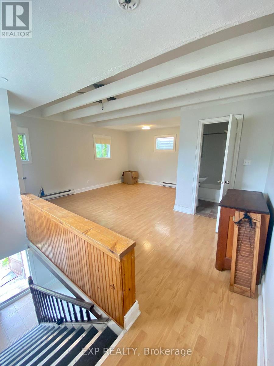 Photo 25 of 23 Lowrey Street, Ottawa ON